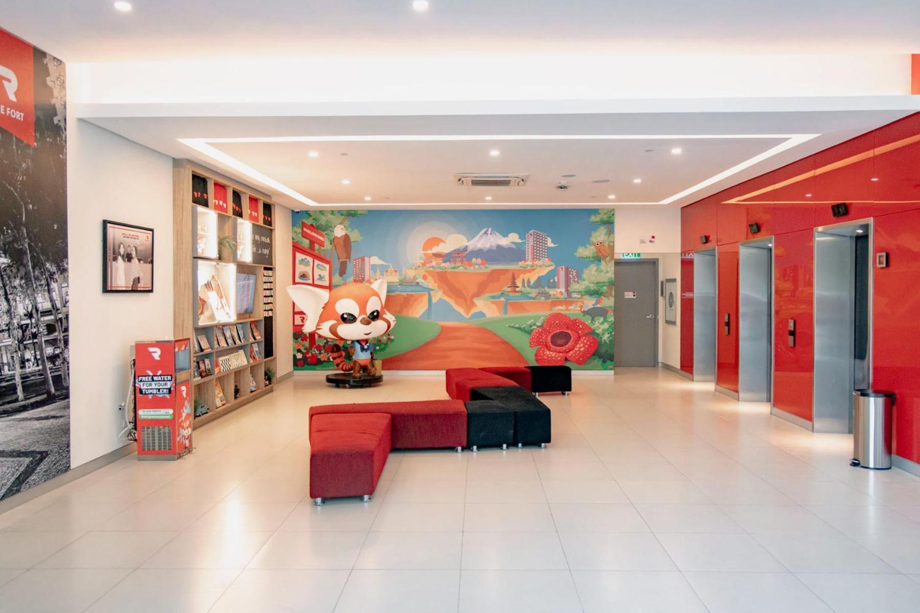 Red Planet Bgc The Fort Taguig Bagian luar foto